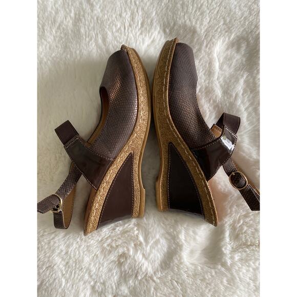 Patrizia by Spring Step Montal Snake Print Slingback Peep Toe Wedge Sz US 8 EU39 - Picture 4 of 9